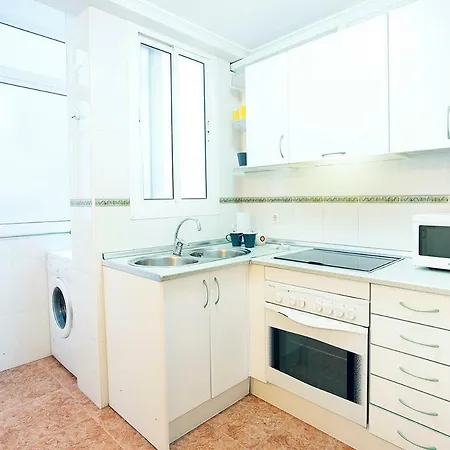 Gross 34 * Malaga